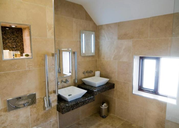 Hall Farm Hotel & Restaurant