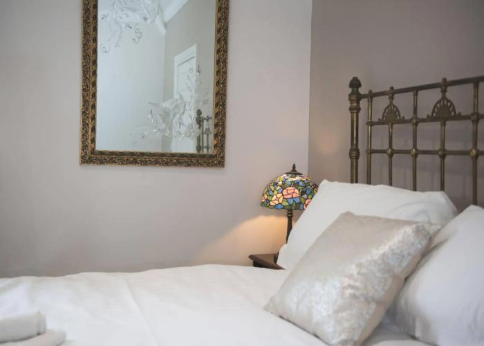 Healing Manor Hotel