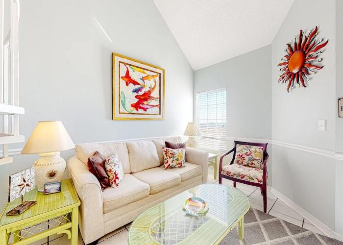 Direct Gulf Front Condo With Resort Pools With Hot Tubs - Steps to Beach