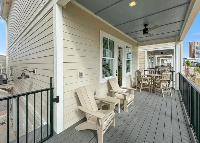 New Listing! Luxury Home, Sleeps 10 w/ Shared Pool