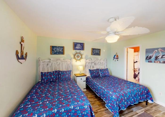 Summer House West C202