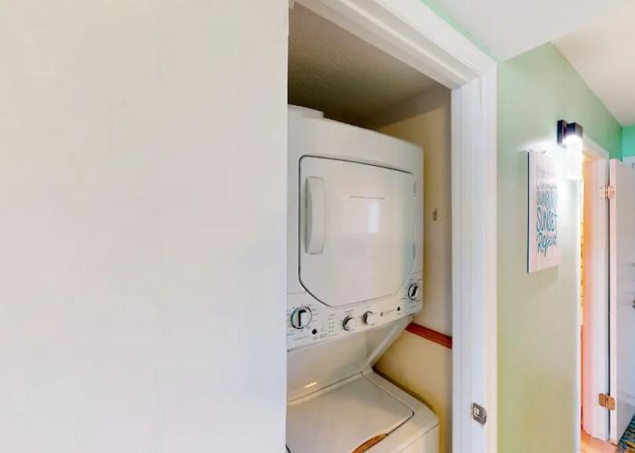 Summer House West C202