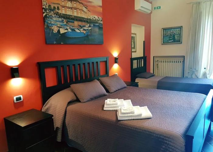 Airport Rooms Bari
