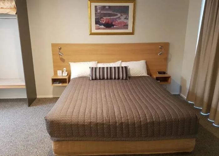 Posthouse MotorLodge