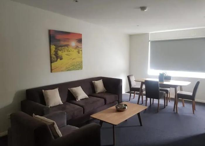 Carlton Suites