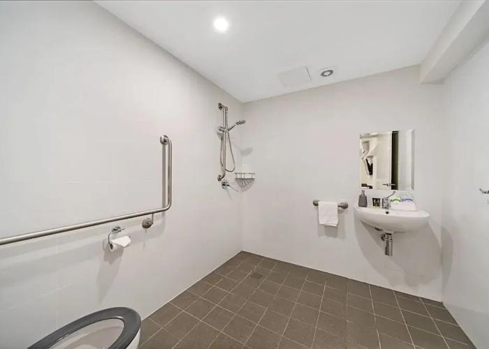 Carlton Suites