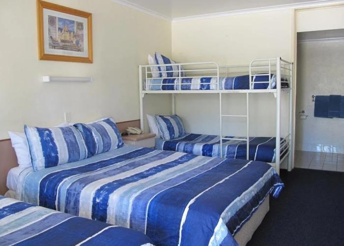 Y Motels Gympie