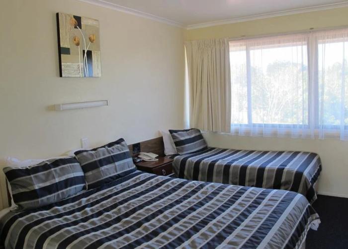 Y Motels Gympie