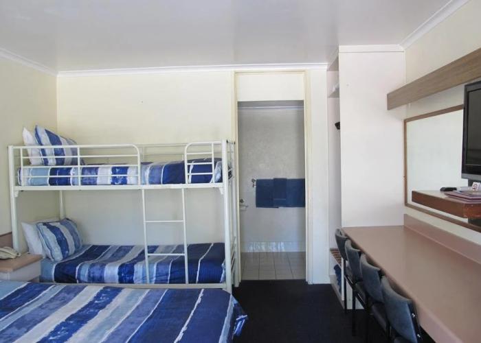 Y Motels Gympie
