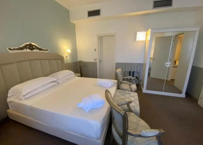 JR Hotels Oriente Bari