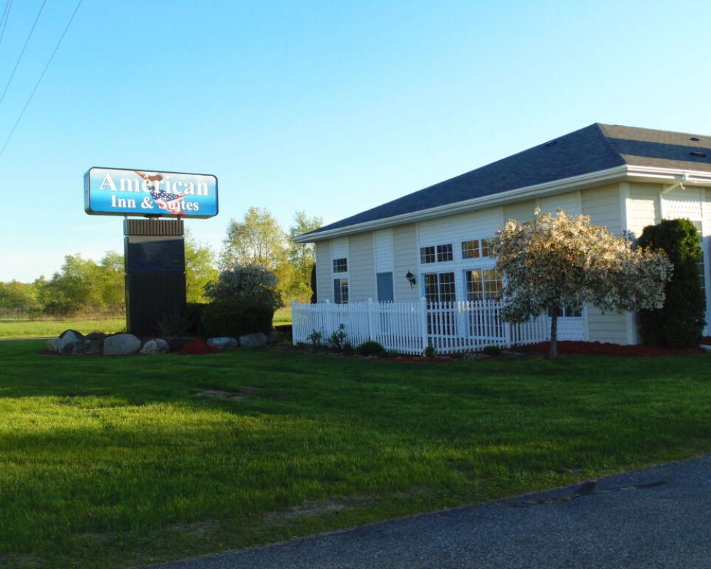 American Inn and Suites Houghton Lake