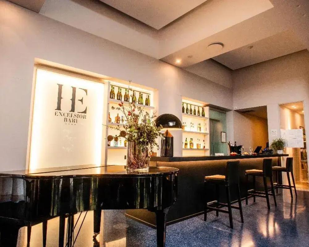 фото Hotel Excelsior Bari