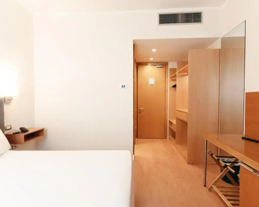 фото Hotel Excelsior Bari