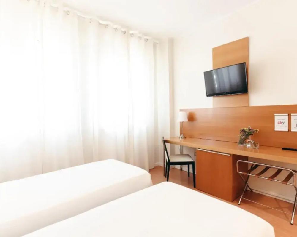 фото Hotel Excelsior Bari