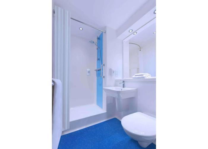 Travelodge Derby Cricket Ground