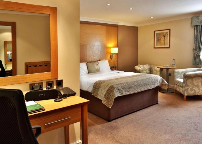 Crowne Plaza East Midlands Airport by IHG