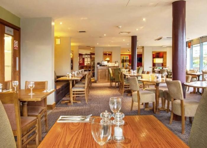 Premier Inn Nottingham Arena (London Road)