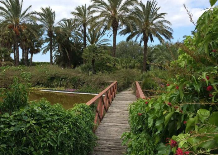 Sevenmaze Charming House