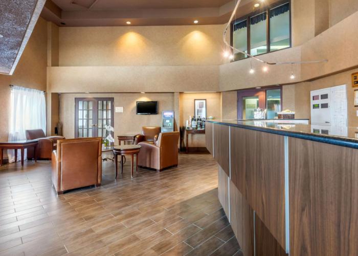 Quality Suites Whitby