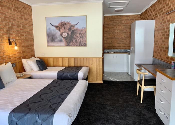 Golden River Motor Inn