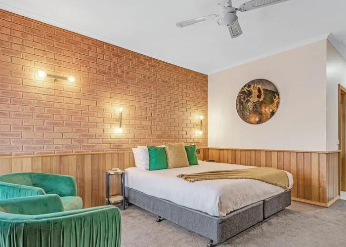 Golden River Motor Inn