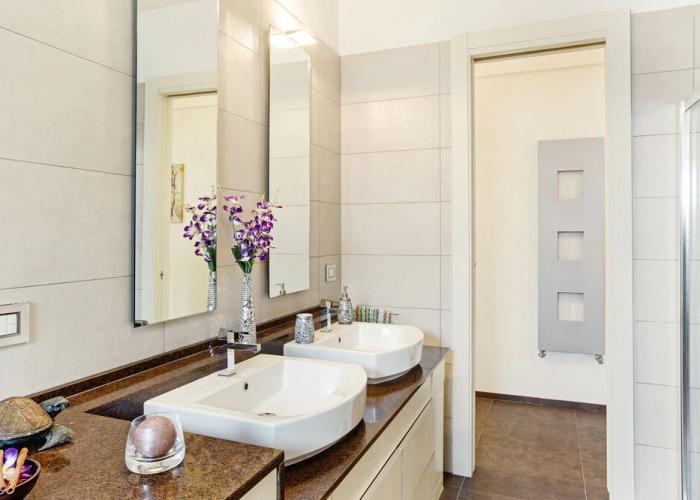 Bari Airport Seaview Apartment