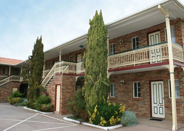 Grand Manor Motor Inn - Queanbeyan
