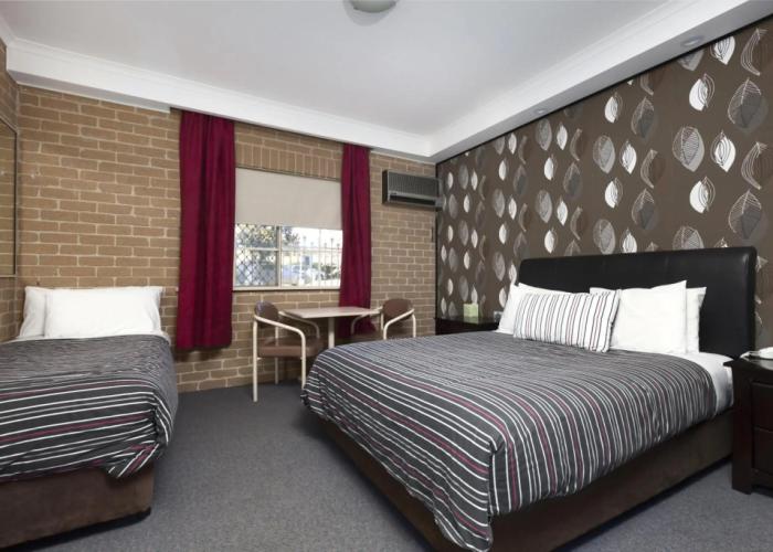 Grand Manor Motor Inn - Queanbeyan