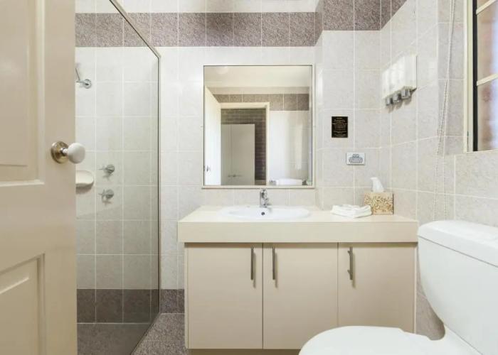 Grand Manor Motor Inn - Queanbeyan