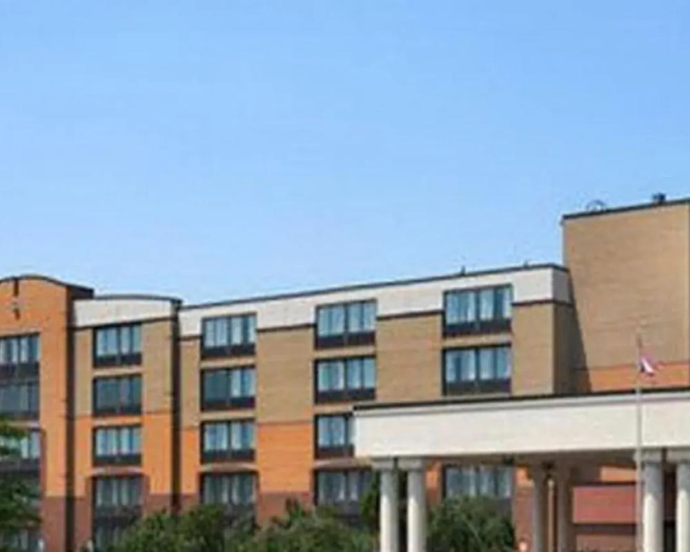 Fairbridge Hotel Cleveland East