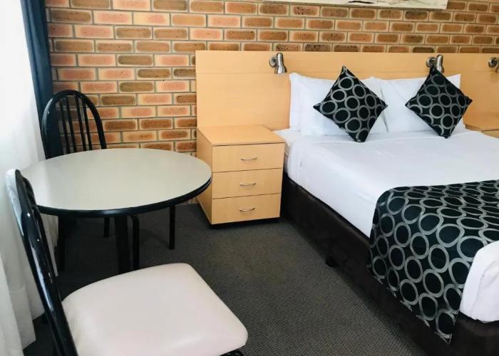 Jumbuck Motor Inn