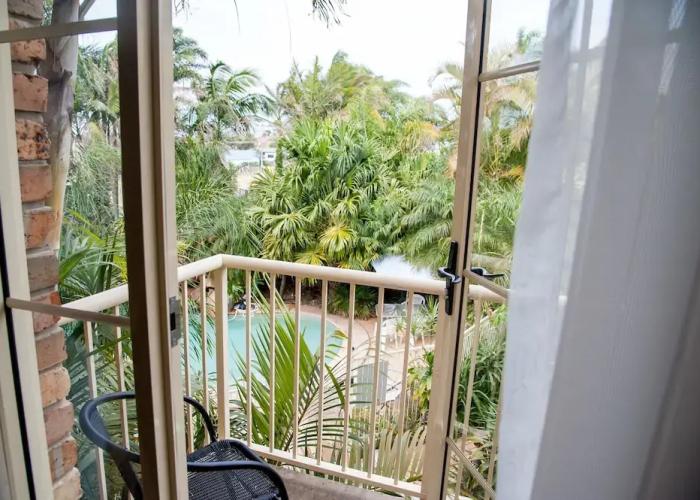 Oasis Inn Ulladulla - Guest 18 Years and Older