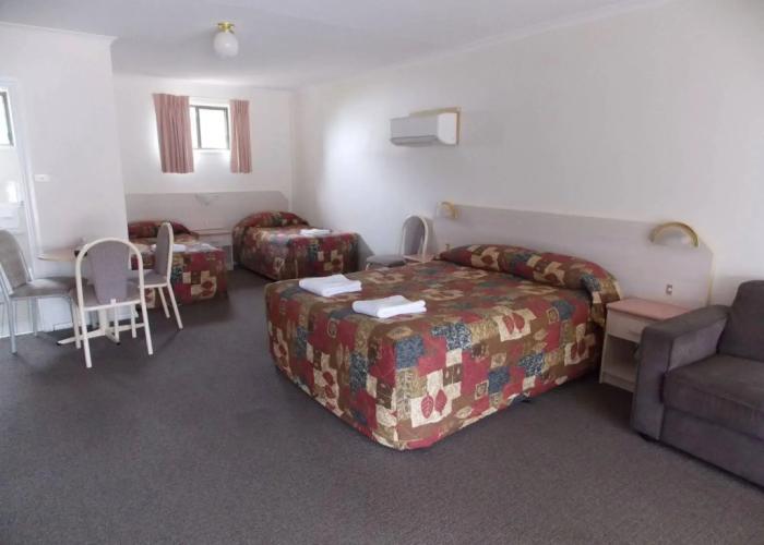 Yass Motel