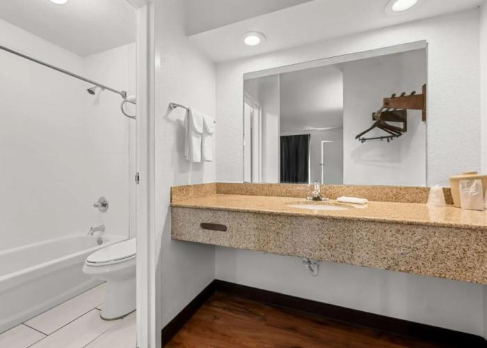 Americas Best Value Inn Hamilton