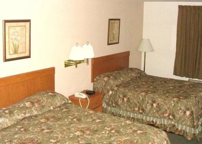 Key West Inn Hamilton