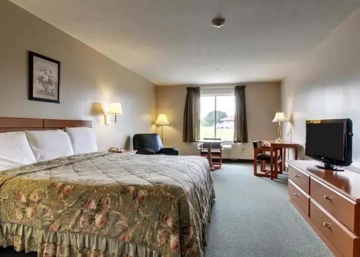 Key West Inn Hamilton