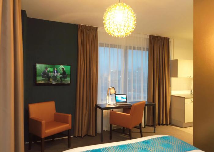 The Hague Teleport Hotel