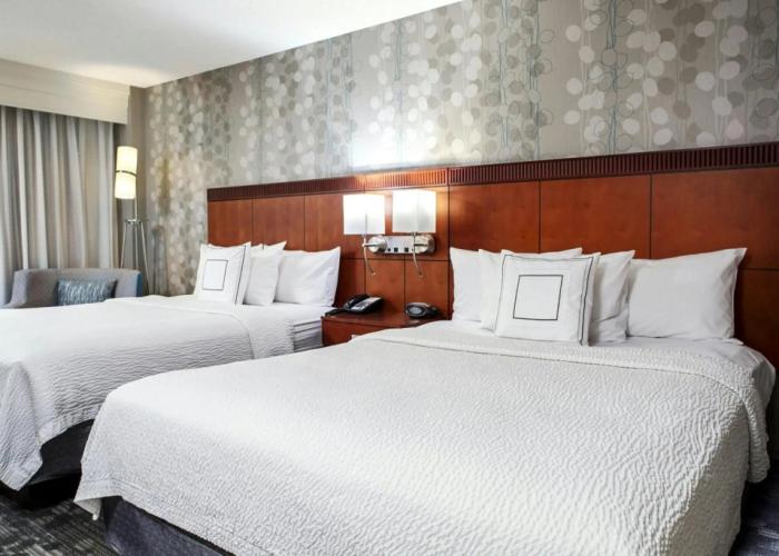 Courtyard by Marriott Hamilton