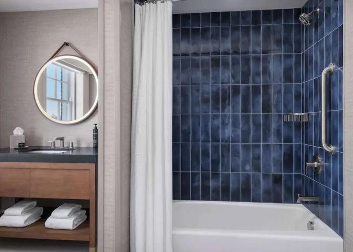 The Well House Hamilton, Tapestry Collection By Hilton