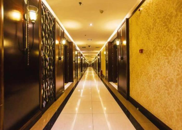 Shenlong New World Hotel