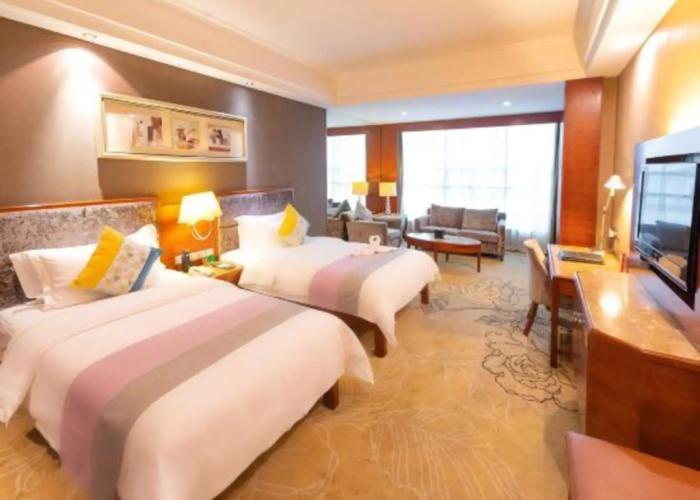 Shenlong New World Hotel
