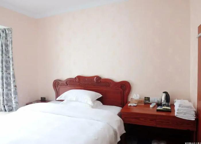 Celebrity  Apartment Hotel