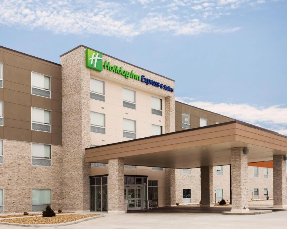 Holiday Inn Express & Suites West Plains Southwest by IHG