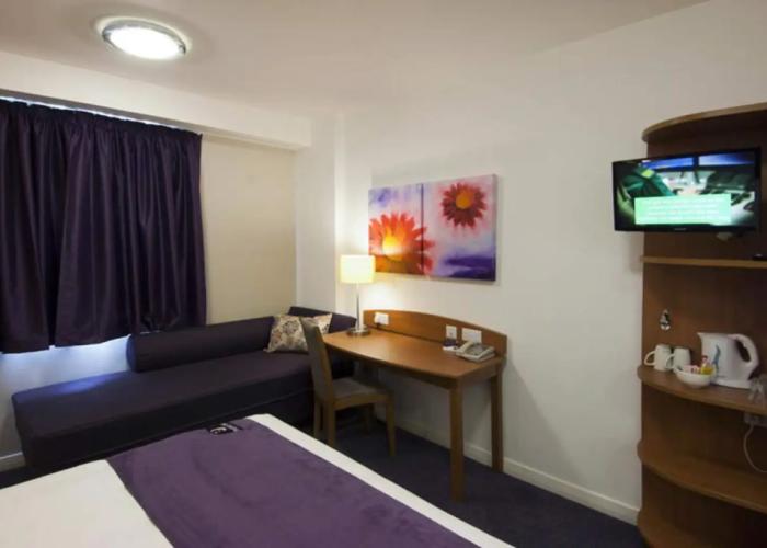 Premier Inn Harrogate South