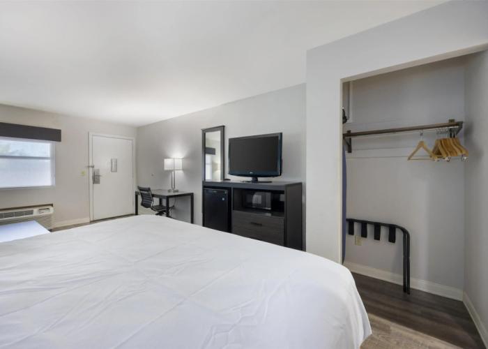 Best Western Fairwinds Inn