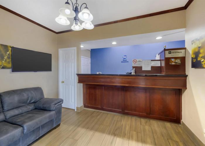 Best Western Fairwinds Inn