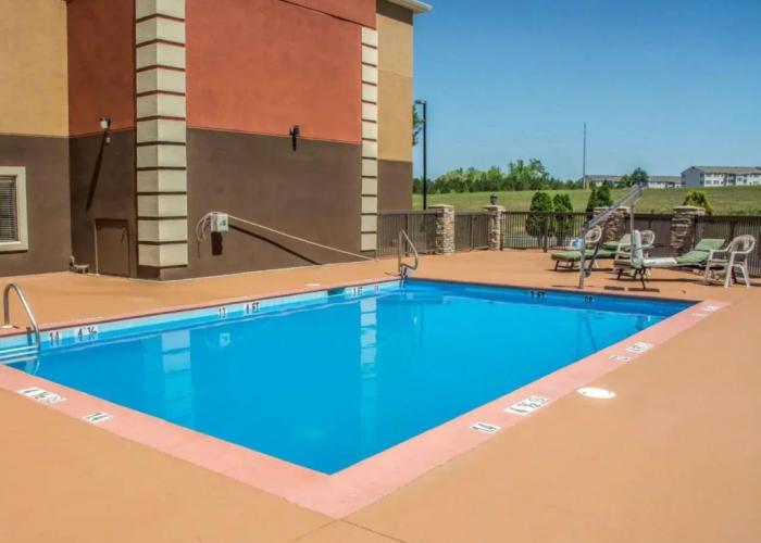 Sleep Inn & Suites Cullman I-65 exit 310