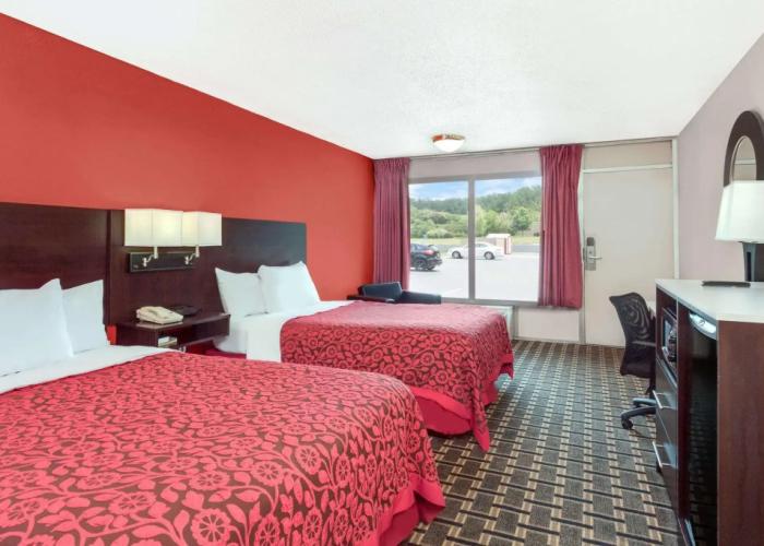 Days Inn by Wyndham Cullman