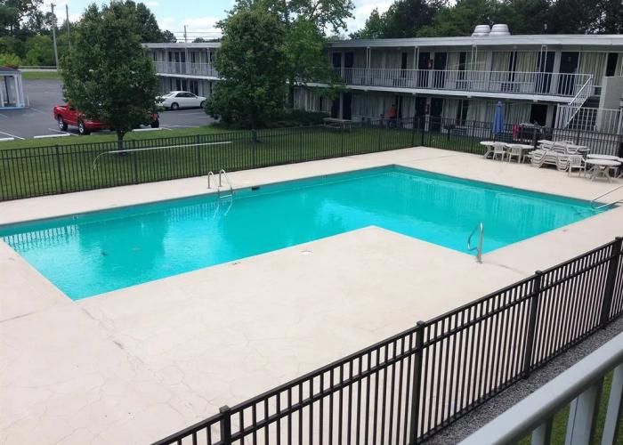 Days Inn by Wyndham Cullman