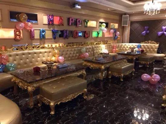 Hotel De Royce